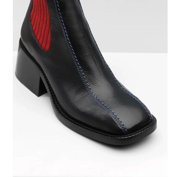 SOLD rare Chloe Bea Chelsea Boot - Picture 3 of 16